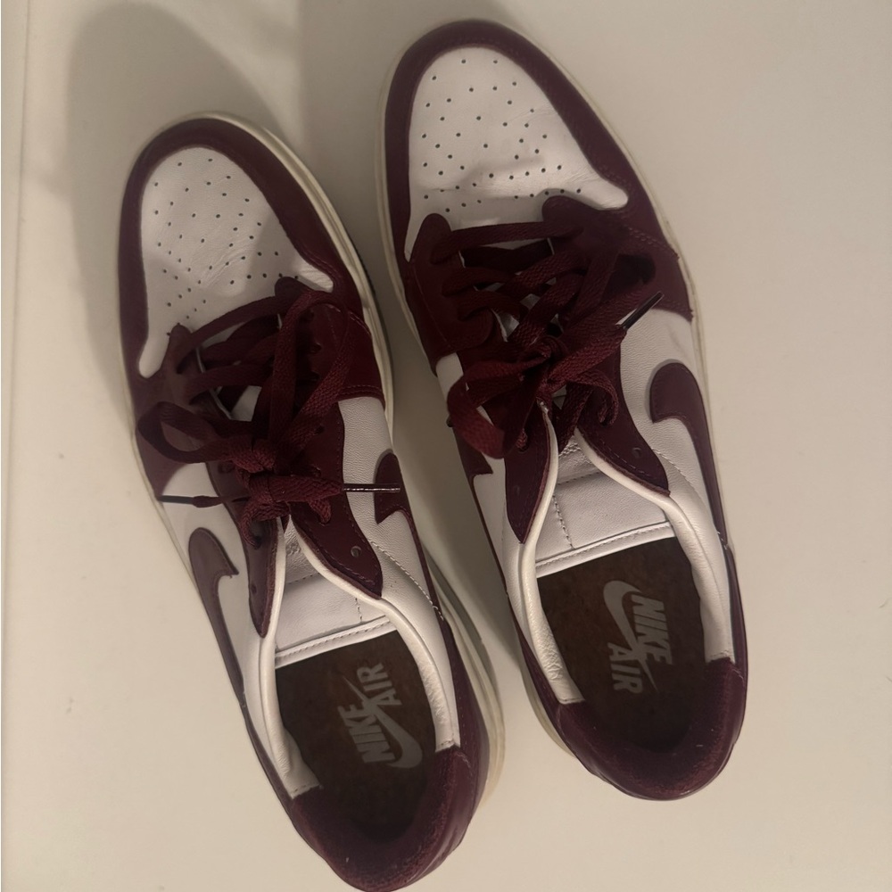 Nike Air Jordan 1 Low in Maroon and White
